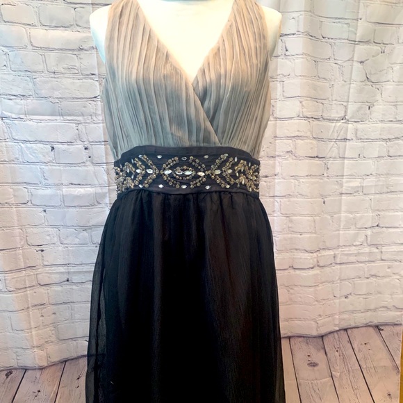 Newport News Dresses & Skirts - Newport News sleeveless cocktail/prom dress.Sz 12P